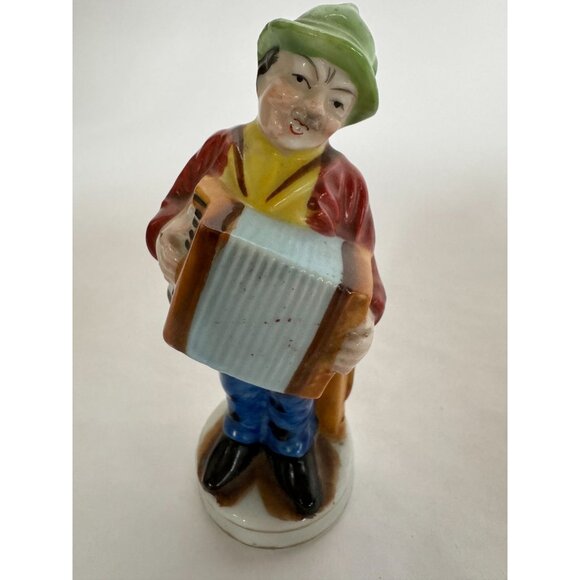 Vintage Porcelain Figurine Of Accordion Player Made In Japan Hand-Painted Collec - Picture 7 of 16